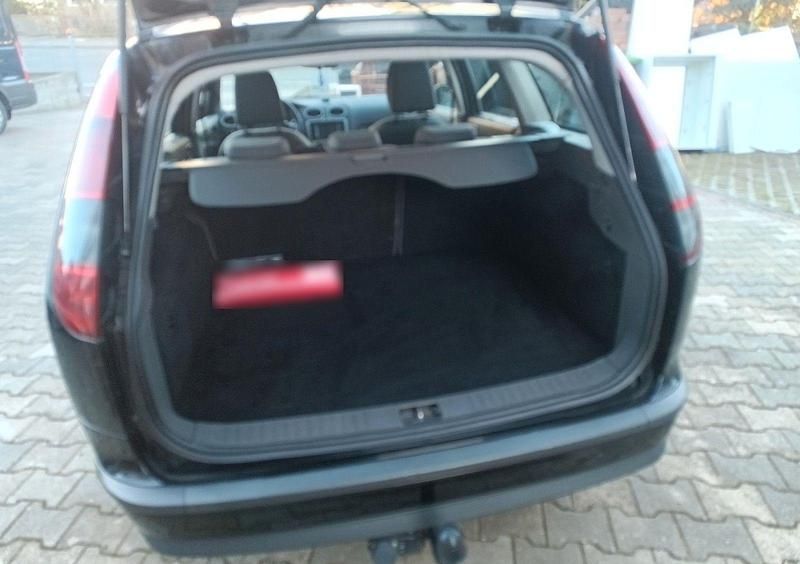 Gebraucht Ford Focus Ambiente 109 PS (80 kW) 2005 Schwarz Kombi