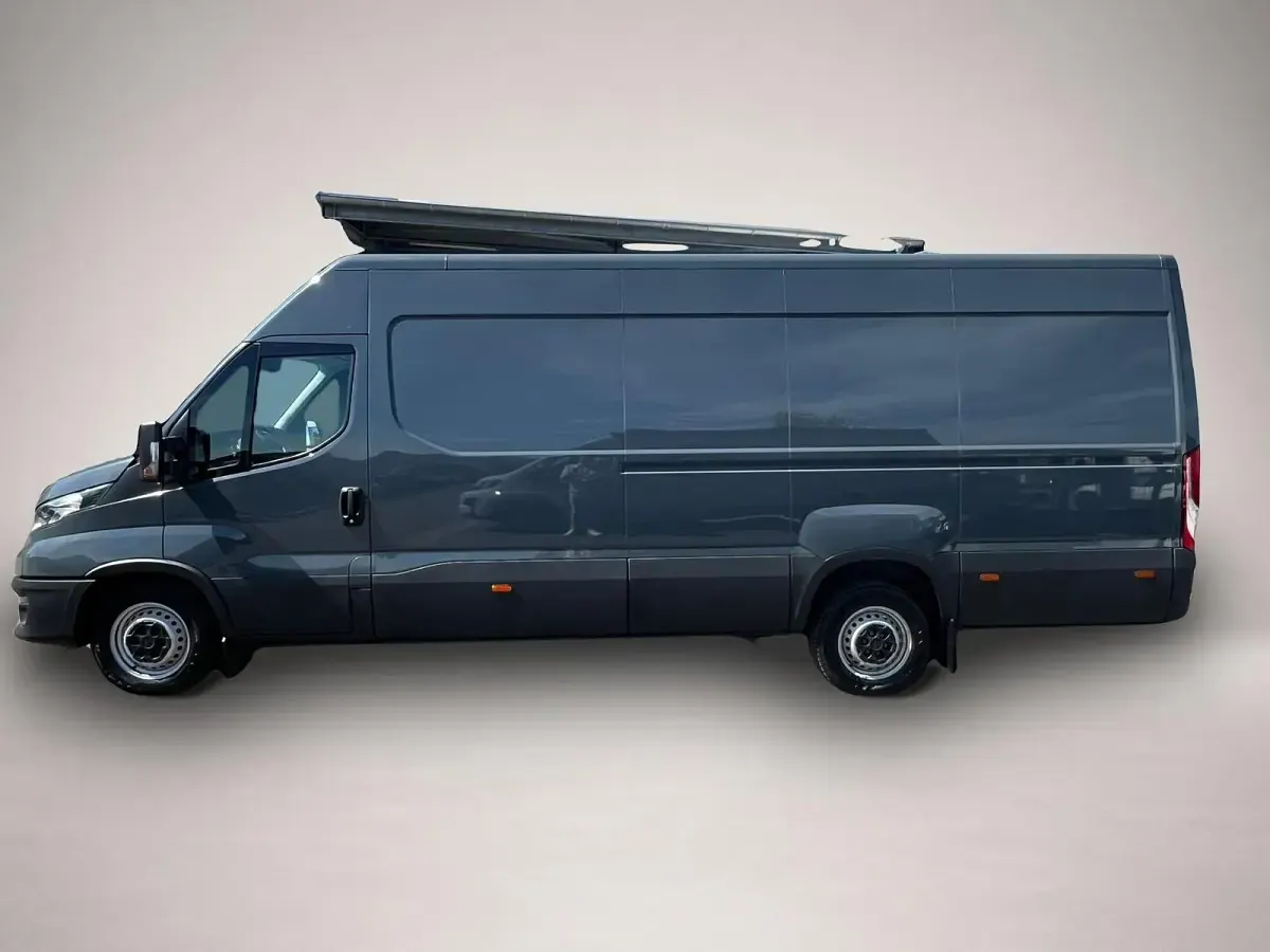 Gebraucht Iveco Daily 155 PS (114 kW) 2022 Manufacturer