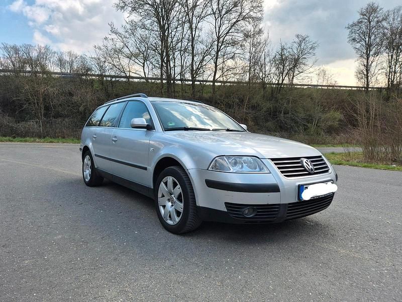 Gebraucht VW Passat 150 PS (110 kW) 2002 Silber Kombi