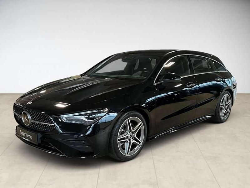 Gebraucht Mercedes CLA200 Shooting Brake AMG 163 PS (119 kW) 2024 Schwarz Kombi