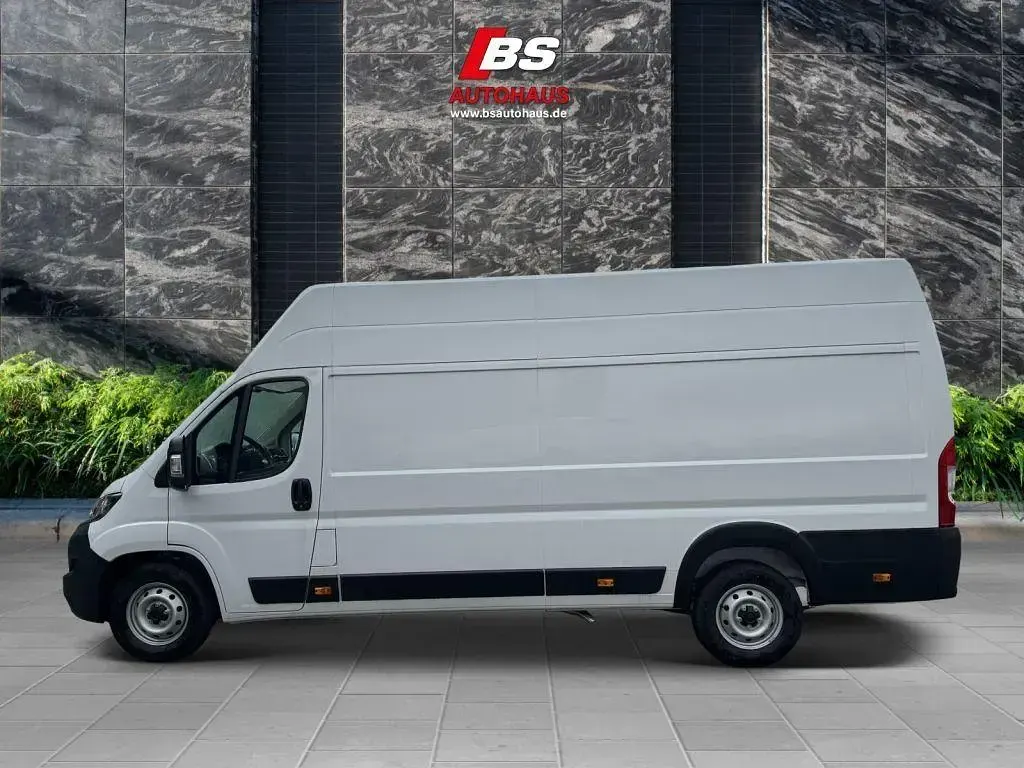 Gebraucht Fiat Ducato 140 PS (102 kW) 2023 Colore esterno (********************) Van