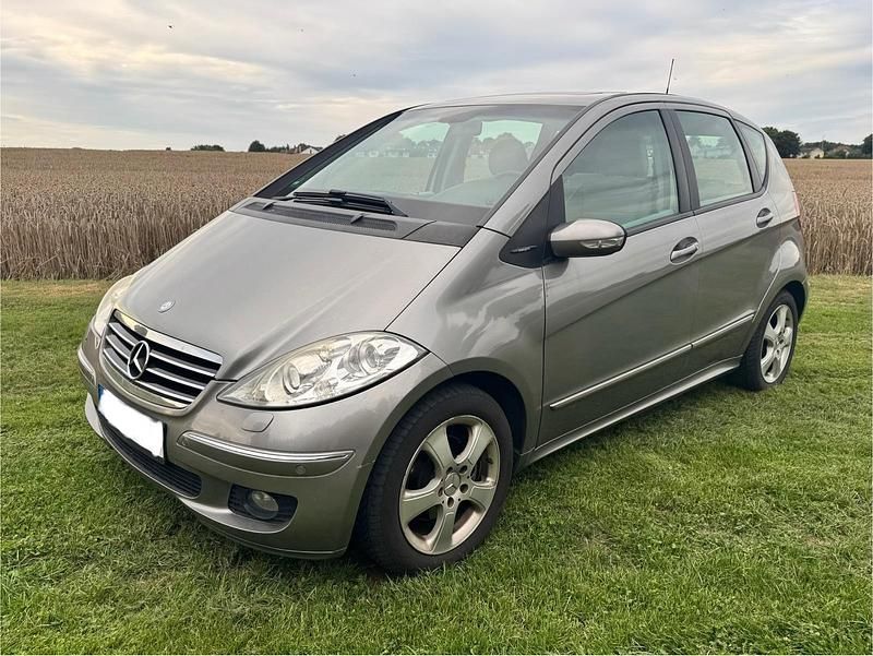 Grau Gebraucht 2006 Mercedes A200 Avantgarde Kleinwagen | 2.200 € (Fairer Preis) - Bild 1/4