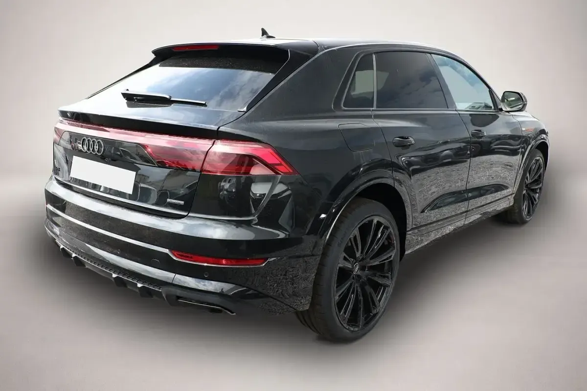 Neu Audi Q8 S-Line 286 PS (210 kW) 2026 Schwarz SUV