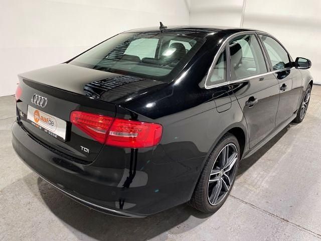 Gebraucht Audi A4 Attraction 150 PS (110 kW) 2015 Schwarz Limousine