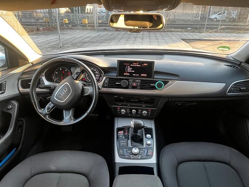 Gebraucht Audi A6 150 PS (110 kW) 2013 Grau Kombi