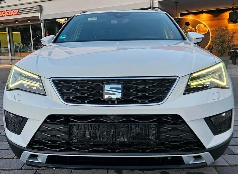 Weiß Gebraucht 2016 Seat Ateca XCELLENCE SUV | 16.300 € (Fairer Preis) - Bild 1/4