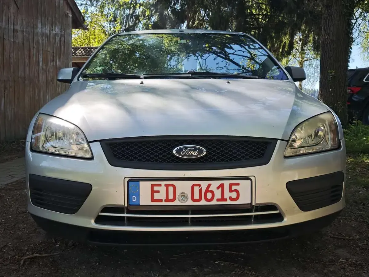 Gebraucht Ford Focus 110 PS (80 kW) 2007 Polarsilber metallic Kombi