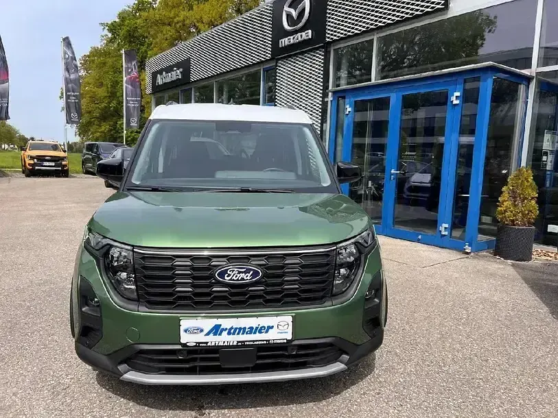 Gebraucht Ford Tourneo Courier Active 125 PS (91 kW) 2025 Grün Van / Kleinbus