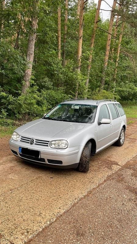 Silber Gebraucht 2005 VW Golf IV Trendline Kombi | 1.500 € (Guter Preis) - Bild 1/4