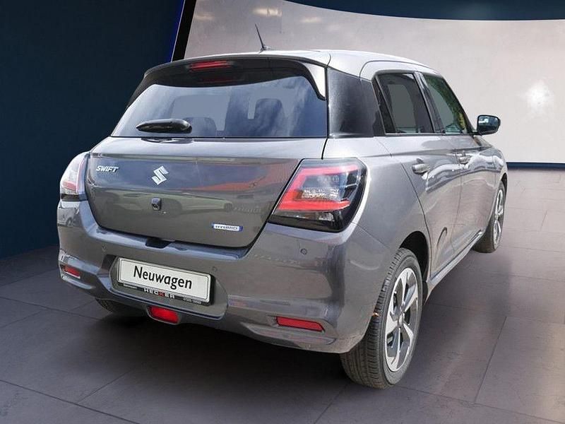 Neu Suzuki Swift Comfort+ 83 PS (61 kW) 2025 Grau Limousine