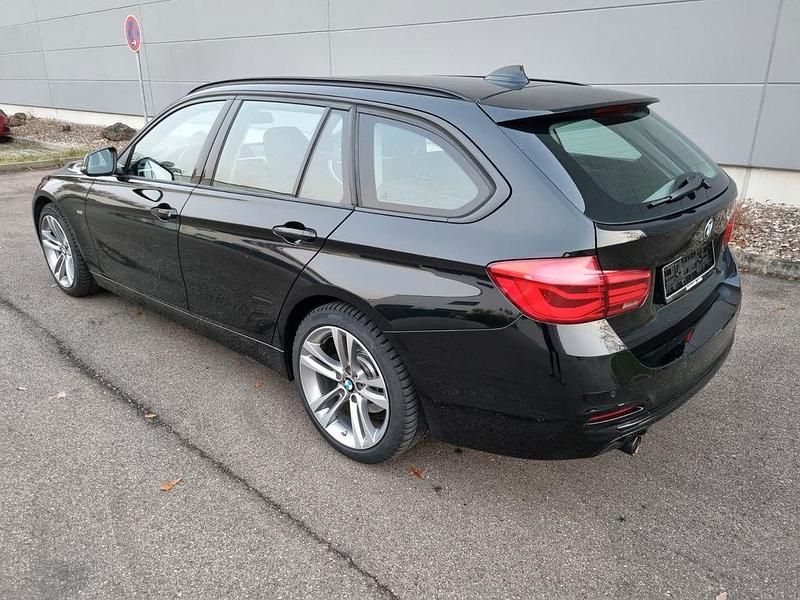 Gebraucht BMW 318 Sport Line 150 PS (110 kW) 2017 Schwarz Kombi