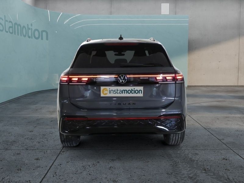 Gebraucht VW Tiguan Style 150 PS (110 kW) 2024 Grau SUV