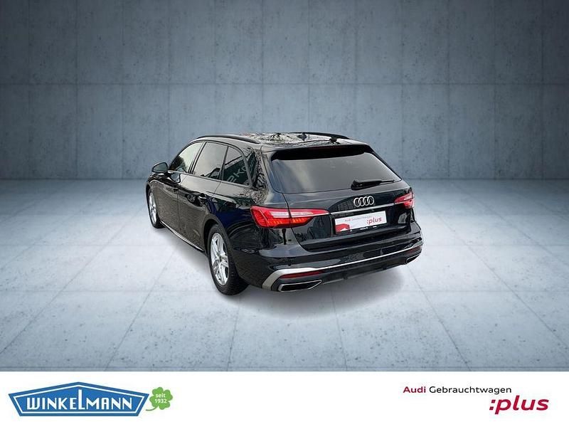 Gebraucht Audi A4 S-Line 163 PS (119 kW) 2022 Schwarz Kombi