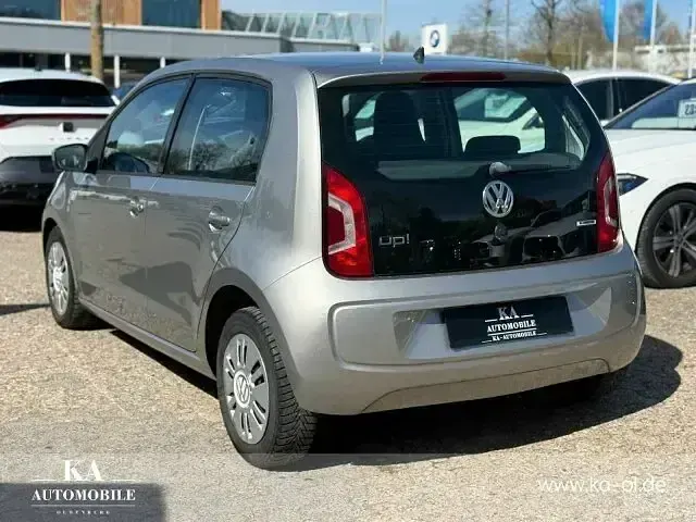 Używany VW up! move up! 60 KM (44 kW) 2015 Srebrny Hatchback