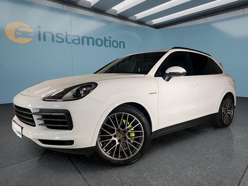 Weiß Gebraucht 2022 Porsche Cayenne SUV | 90.299 € (Etwas zu teuer) - Bild 1/4