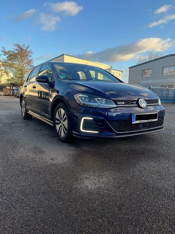 Gebraucht VW Golf VII GTE 204 PS (150 kW) 2017 Blau Limousine