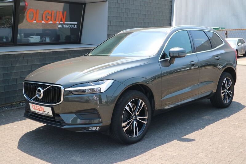Grau Gebraucht 2020 Volvo XC60 Momentum SUV | 28.990 € (Fairer Preis) - Bild 1/2