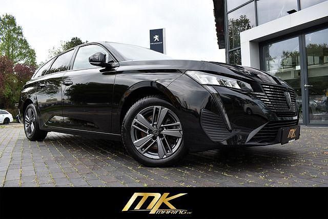Gebraucht Peugeot 308 SW Allure 131 PS (96 kW) 2024 Schwarz Kombi