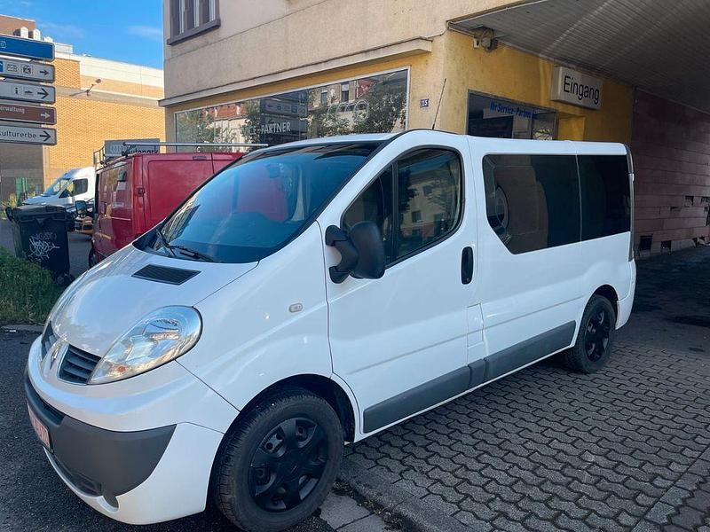 Gebraucht Renault Trafic 2012 Weiß Van / Kleinbus