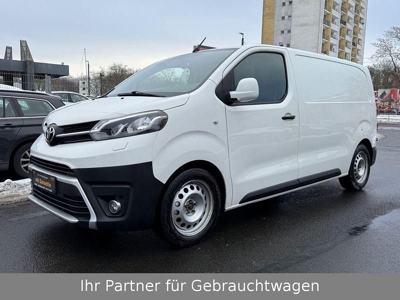 Gebraucht Toyota Proace 116 PS (85 kW) 2018 Weiß Van / Kleinbus