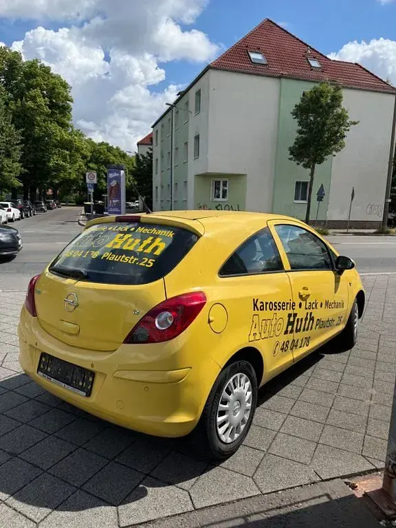 Gebraucht Opel Corsa 80 PS (58 kW) 2008 Gelb Kleinwagen