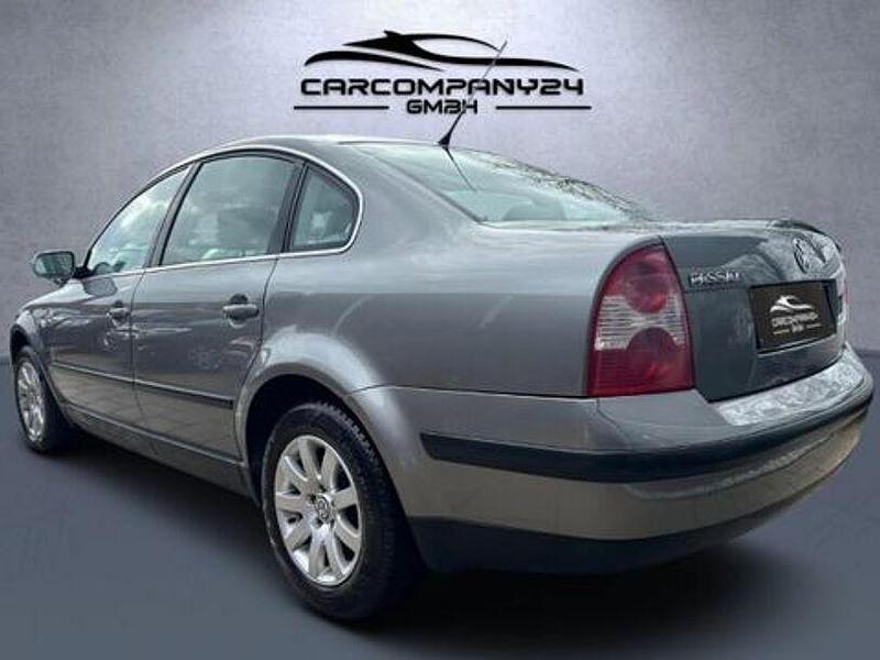 Gebraucht VW Passat Comfortline 102 PS (75 kW) 2002 Grau Limousine