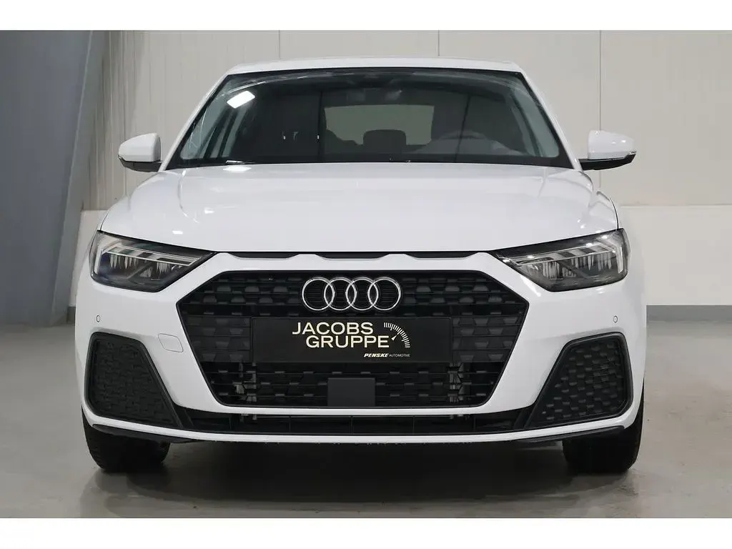 Gebraucht Audi A1 Sportback Sport 116 PS (85 kW) 2026 Weiß Kleinwagen