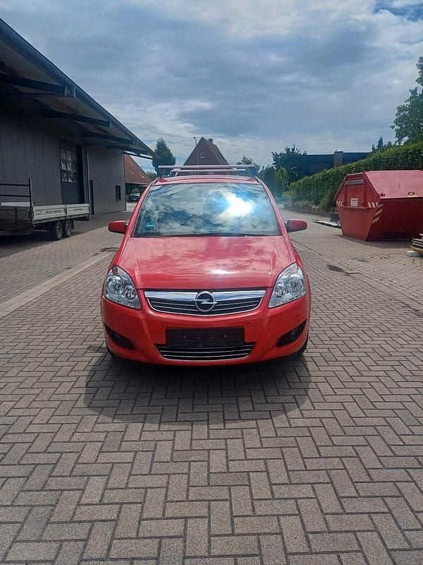 Rot Gebraucht 2009 Opel Zafira Van / Kleinbus | 2.350 € (Guter Preis) - Bild 1/4