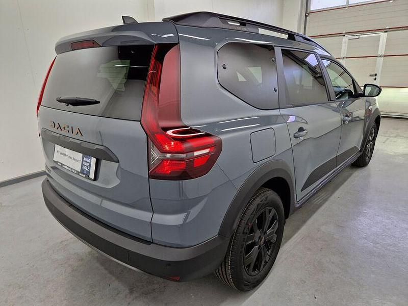 Gebraucht Dacia Jogger Extreme 110 PS (80 kW) 2024 Grau Van / Kleinbus
