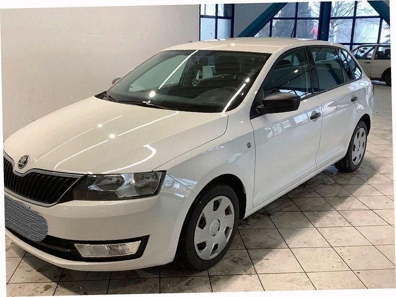 Gebraucht Skoda Rapid Active 86 PS (63 kW) 2015 Weiß Limousine