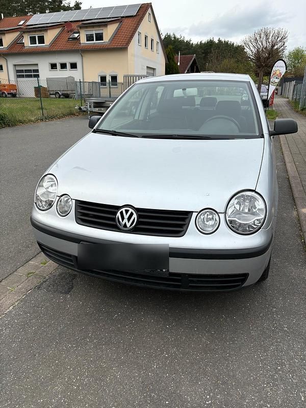 Silber Gebraucht 2005 VW Polo Limousine | 700 € (Superpreis) - Bild 1/4