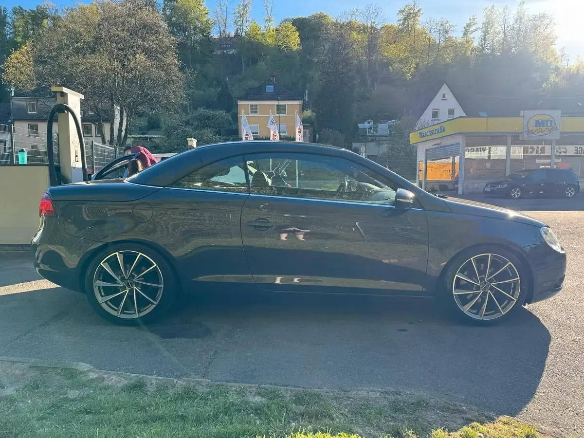 Gebraucht VW Eos 211 PS (155 kW) 2010 Braun Cabrio