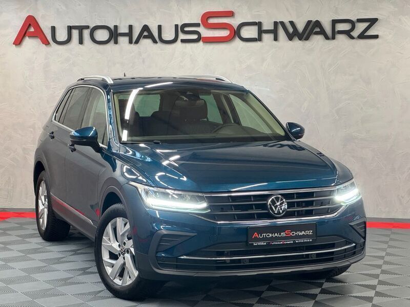 Nightshade blue metallic Gebraucht 2023 VW Tiguan Move SUV | 29.990 € (Fairer Preis) - Bild 1/4
