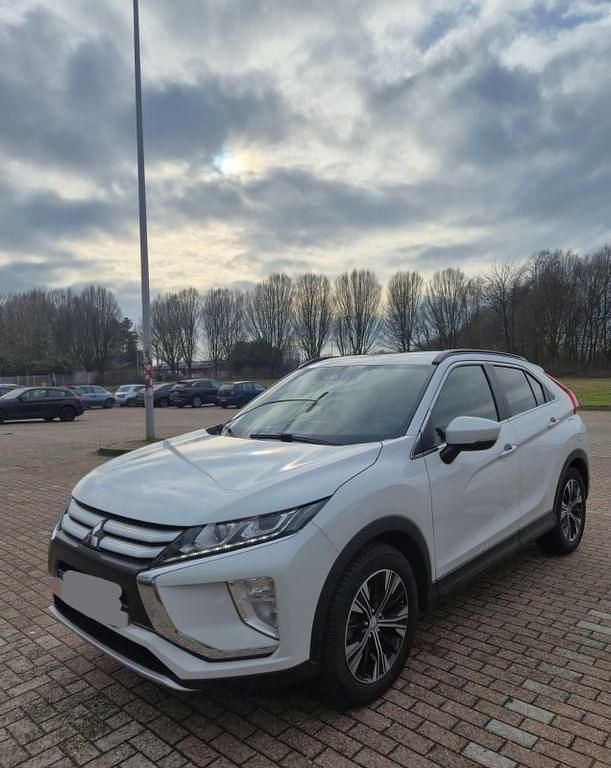 Gebraucht Mitsubishi Eclipse Cross 163 PS (119 kW) 2019 Weiß SUV