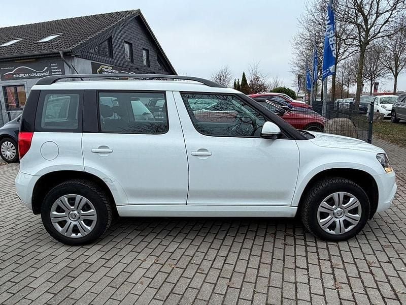 Gebraucht Skoda Yeti Active 110 PS (80 kW) 2017 Weiß SUV