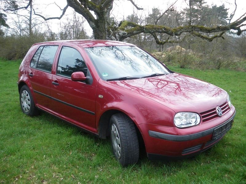 Gebraucht VW Golf IV 101 PS (74 kW) 1999 Rot Kleinwagen
