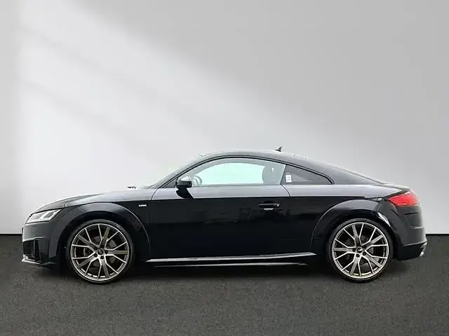 Gebraucht Audi TT Sport 197 PS (144 kW) 2022 Mythosschwarz Coupé