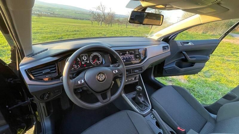 Schwarz Gebraucht 2019 VW Polo Comfortline Kleinwagen | 10.500 € (Superpreis) - Bild 1/4