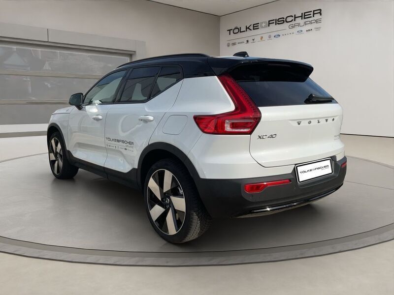 Gebraucht Volvo XC40 Single Motor Extended Range 185 kW (252 PS) 2024 Crystal white SUV