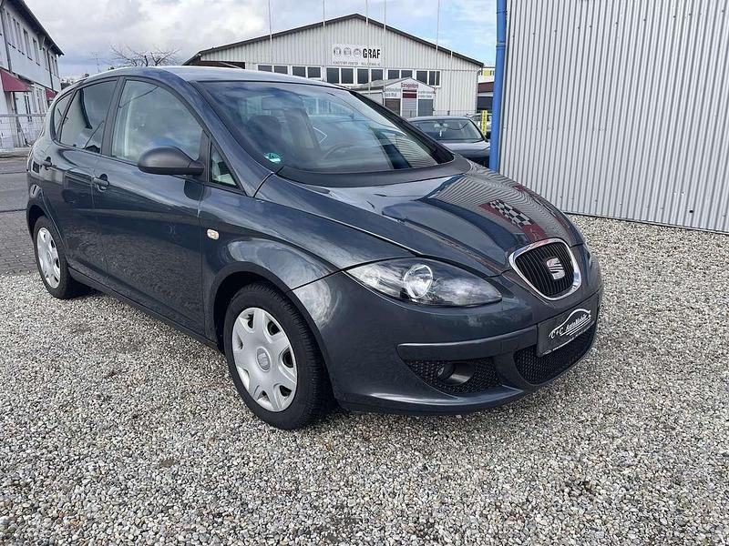 Używany Seat Altea 102 KM (75 kW) 2007 Szary Minivan