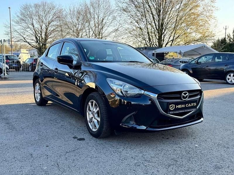 Gebraucht Mazda 2 Center-Line 105 PS (77 kW) 2016 Onyxschwarz metallic Kleinwagen