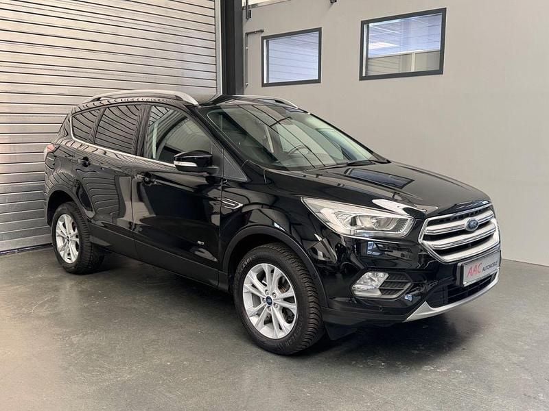 Schwarz Gebraucht 2019 Ford Kuga Titanium SUV | 14.950 € (Guter Preis) - Bild 1/4