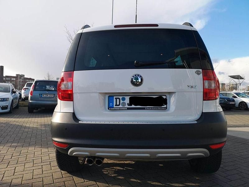 Gebraucht Skoda Yeti Plus Edition 122 PS (89 kW) 2013 Weiß SUV