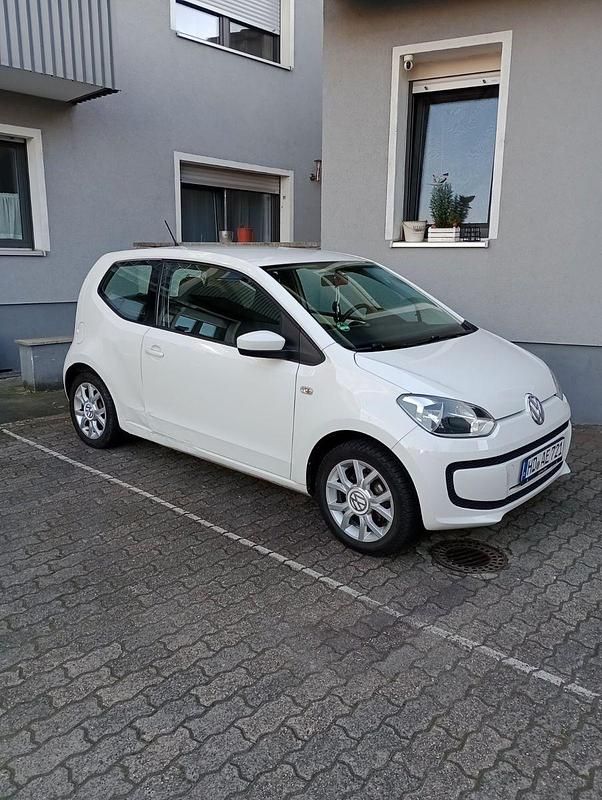 Weiß Gebraucht 2015 VW up! Kleinwagen | 3.800 € (Guter Preis) - Bild 1/4