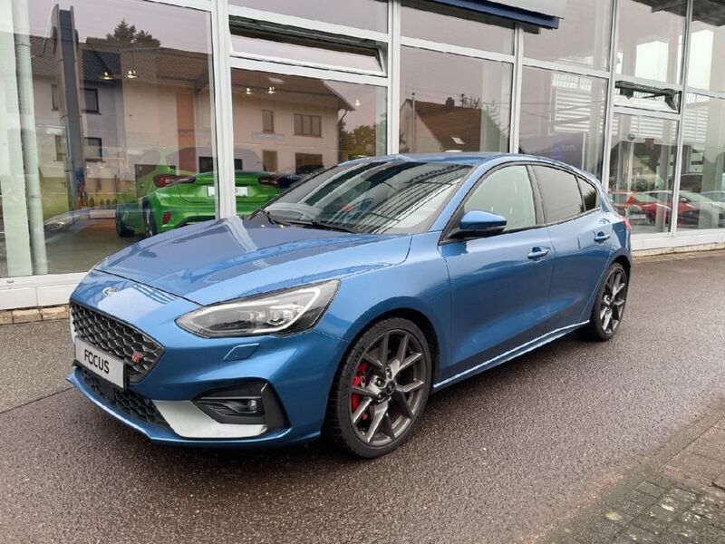 Używany Ford Focus ST 280 KM (205 kW) 2019 Niebieski Sedan/Limuzyna