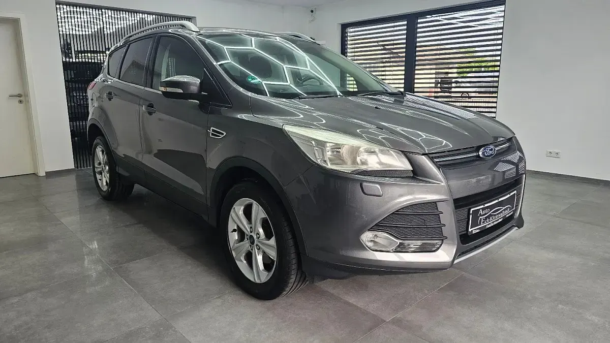 Gebraucht Ford Kuga 150 PS (110 kW) 2014 Grau SUV