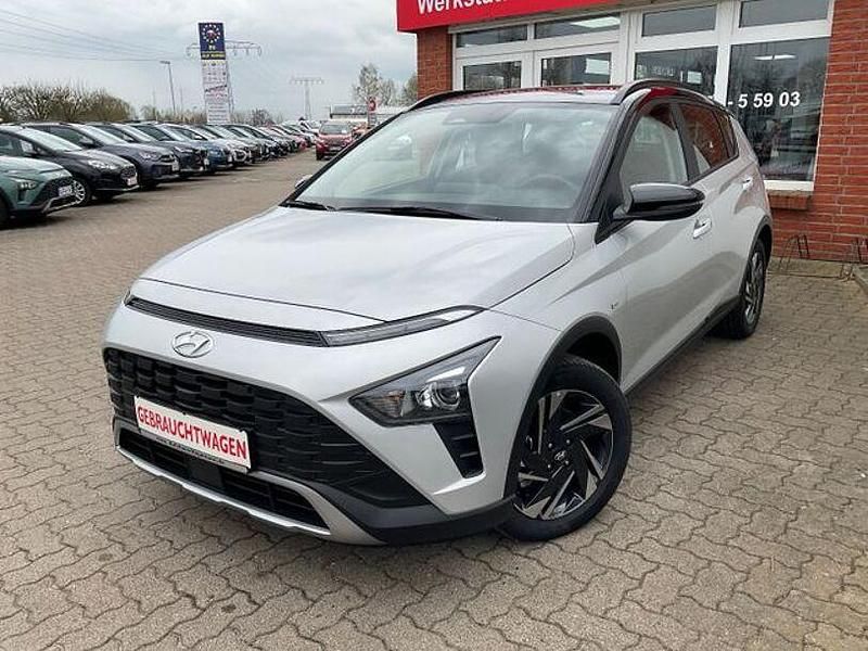 Silber Gebraucht 2022 Hyundai Bayon Comfort SUV | 18.495 € (Guter Preis) - Bild 1/4