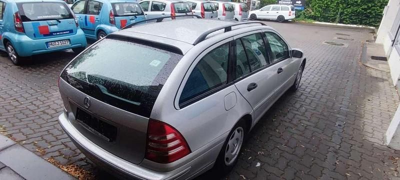 Silber Gebraucht 2002 Mercedes C180 Classic Kombi | 1.400 € (Superpreis) - Bild 1/4