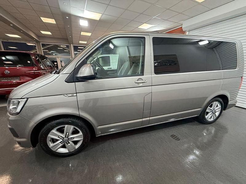 Gebraucht VW Multivan 150 PS (110 kW) 2019 Beige Van