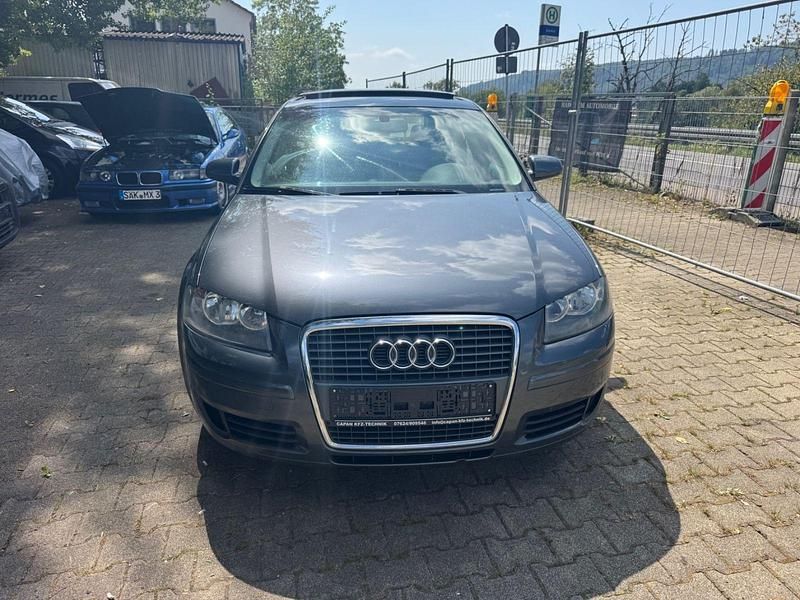 Grau Gebraucht 2006 Audi A3 Sportback Ambiente Kleinwagen | 3.200 € (Guter Preis) - Bild 1/4